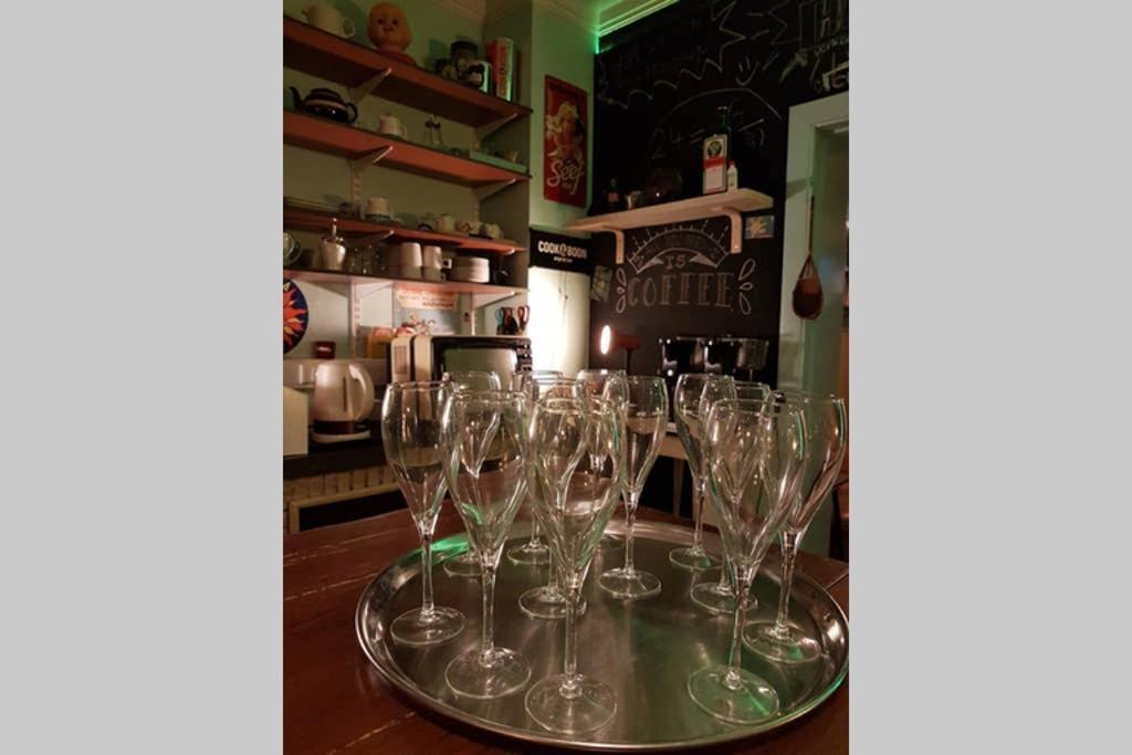 Vakantiewoning In Mol Centrum Met Eigen Bar "Casacuriosa" Esterno foto